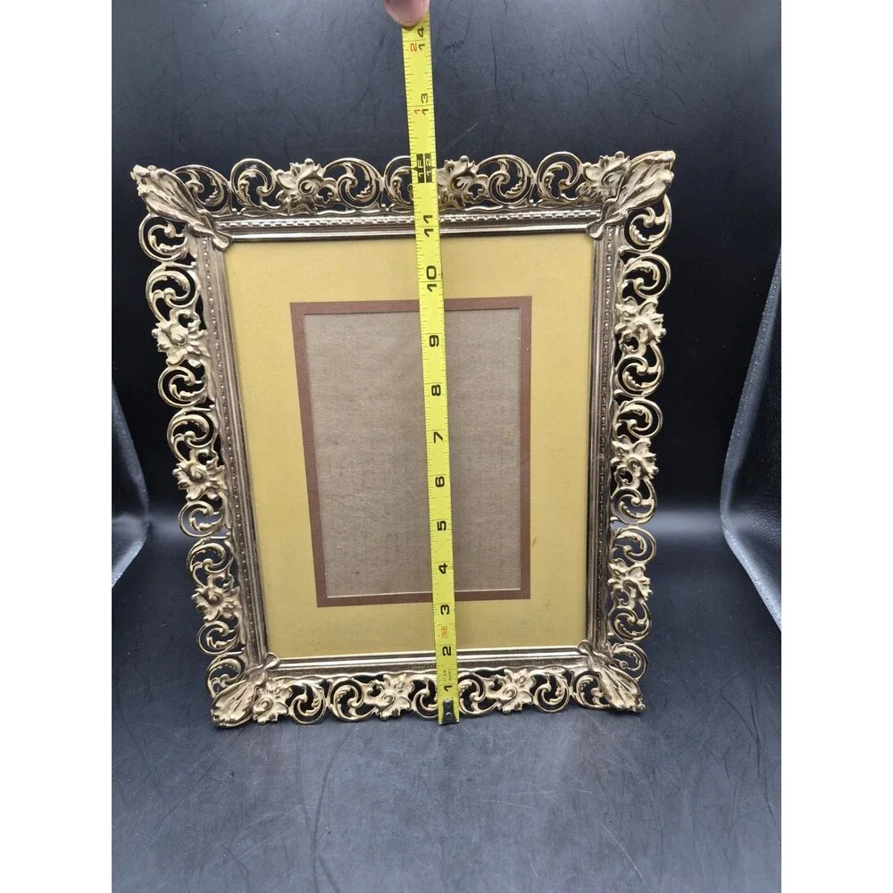 Vintage Ornate Hollywood Regency Gold Metal Filigree Floral 5x7 Picture Frame